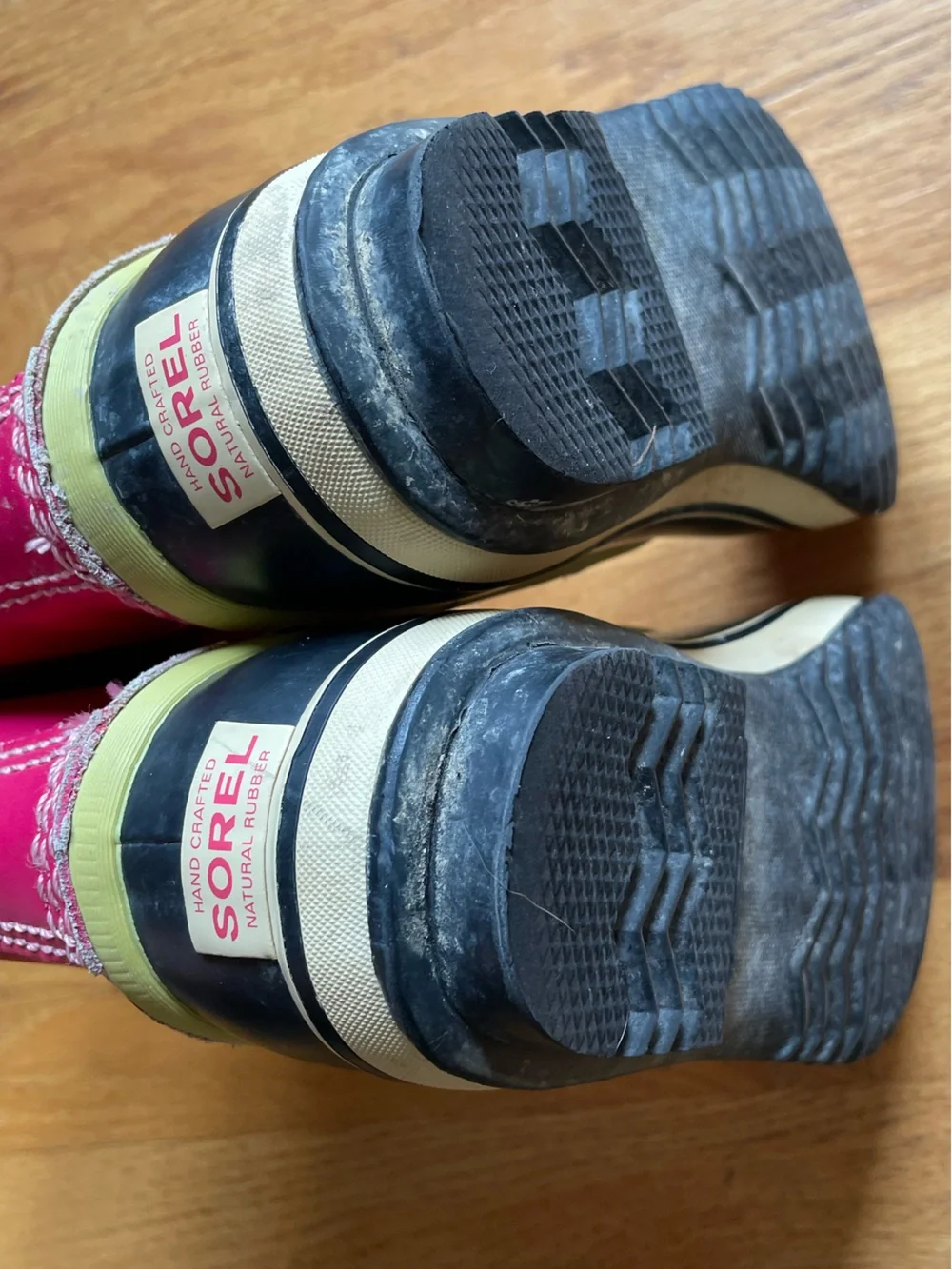 Sorel good used
